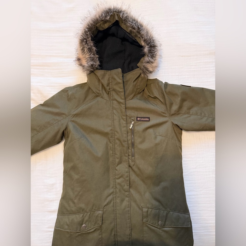 Columbia Kids' Green Puffer Jacket with Faux Fur Trim